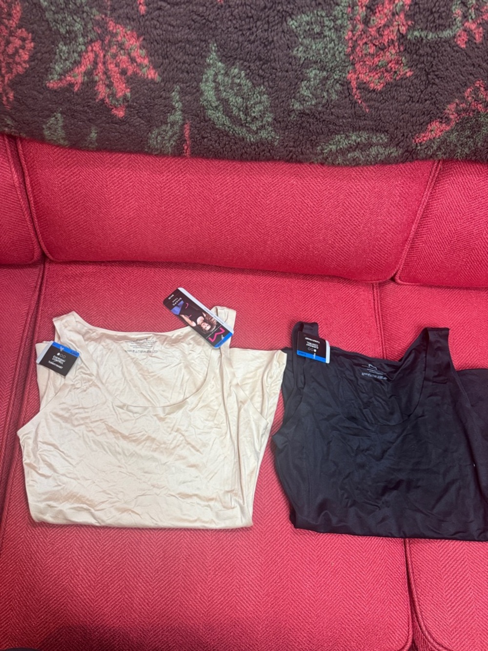 Maidenform 2 piece Bundle: Black and Cream Shaping Tank Tops